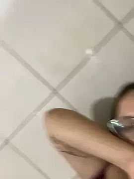 Stripchat Free Porn Cam of Laryssinha_69
