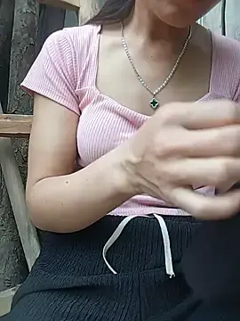 Stripchat Sex Cam of Heryy_xx
