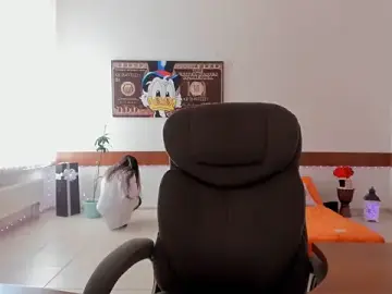 Stripchat Best live sex cam show of Ellina_Star