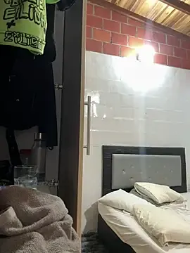 Stripchat Live Sex Cam of Handsome_boys69