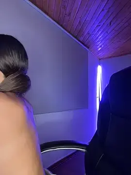 Stripchat Live Porn of Sofia18_pinkk