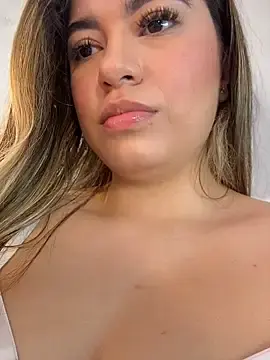 Stripchat Adult Webcams of Vicky_Rico_