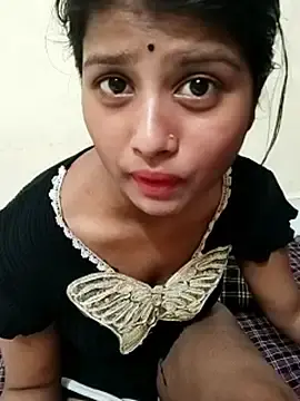 Stripchat Nude Webcam of Aa-y-e-sha-Ju-l-ka