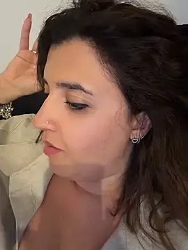 Stripchat Free Porn Cam of Novababy18