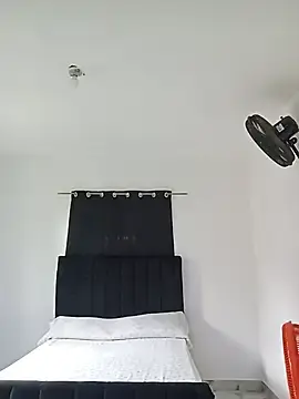 Stripchat Live Sex Cam of albert___corleone
