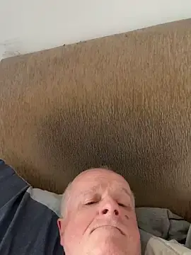 Stripchat Live Sex Cam of locallad88
