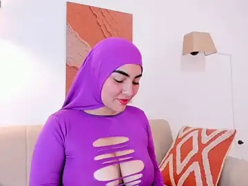 Stripchat Live Porn of Malika_Noor