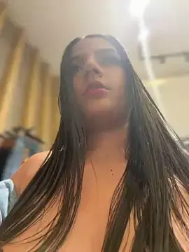 Stripchat Adult Webcams of EmmiiGlow