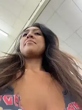 Stripchat Live Sex Cam of SonnySoless2