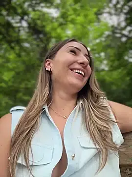 Stripchat Live Porn of Wonder_Kari