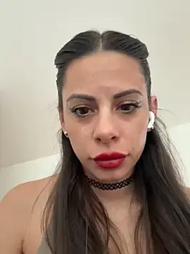 Stripchat Free Porn Cam of Chicalatina1990