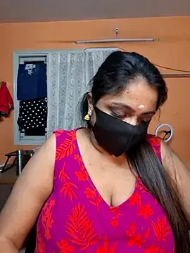 Stripchat Best live sex cam show of Queen_ilakiya