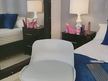 Stripchat Free Porn Cam of AntonellaEscudero