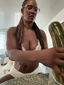Stripchat Sex Chat of Bustykeyla