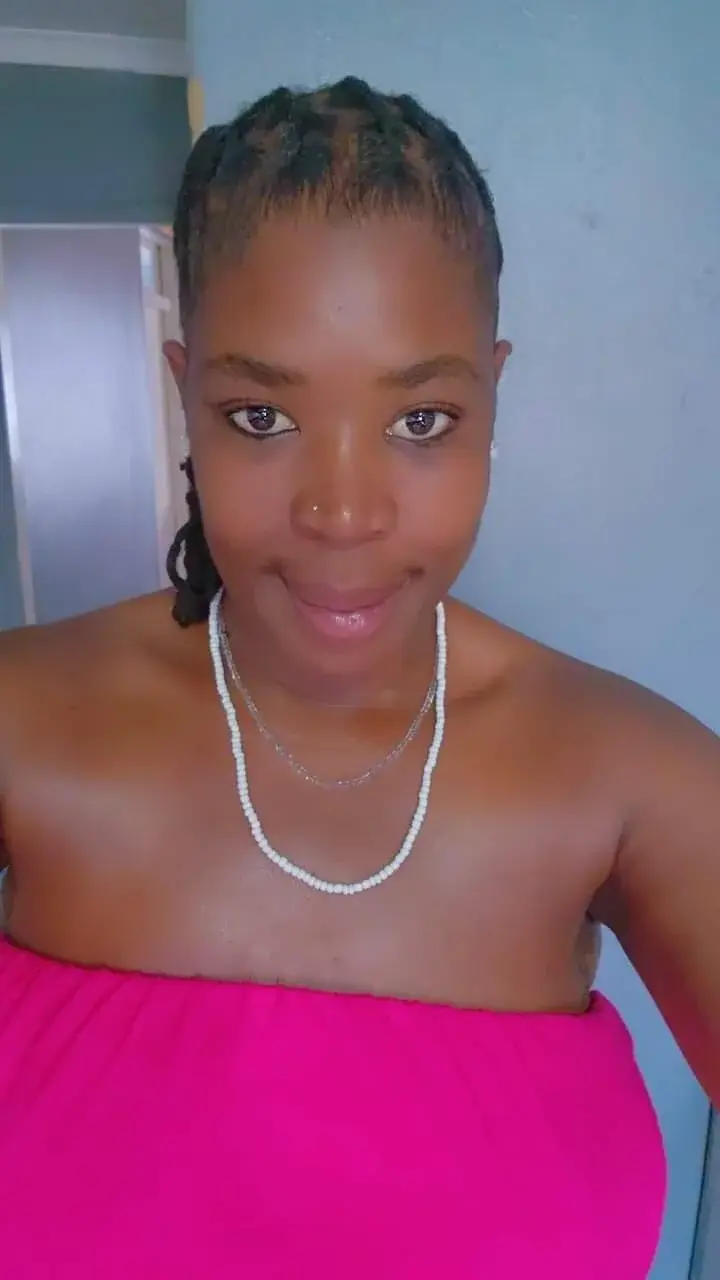 KinkyTall85