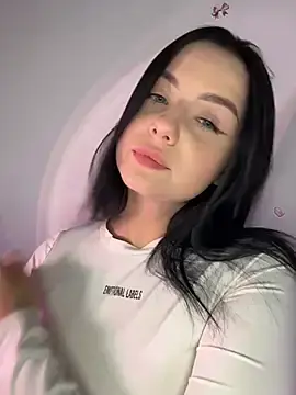 Stripchat Live Sex Cam of QueenL0la