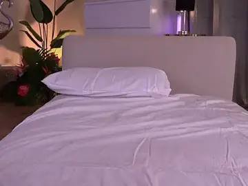 Stripchat Free Porn Cam of Tinydoll_XO