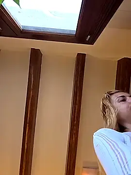 Stripchat Sex Chat of kylie_blck