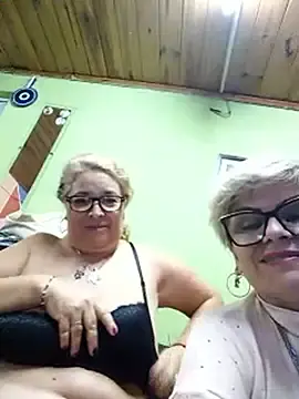 Stripchat Watch Live Sex Cams of momismilf544