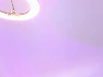 Stripchat Live Sex Cam of emaa_lambert