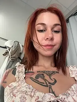 Stripchat Live Sex Cam of RosieSecret