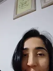 Stripchat Live Sex Cam of Elowyn