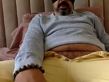 Stripchat Best live sex cam show of CaiBull