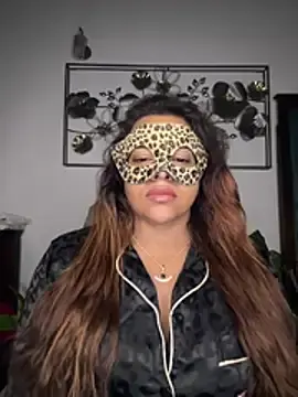 Stripchat Live Sex Cam of SLNatasha