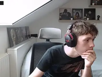 Stripchat Live Sex Cam of h3lon