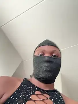Stripchat Live Sex of StupidNaturalPhatBooty_