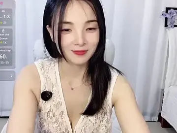 Stripchat Free Porn Cam of Tangbao-Baby