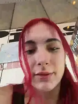 Stripchat Live Sex of sexymelli18
