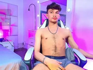 Stripchat Free Live Porn of alexgod-