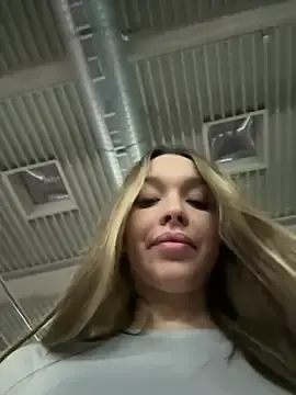 Stripchat Watch Live Sex Cams of barbiehumpxxx