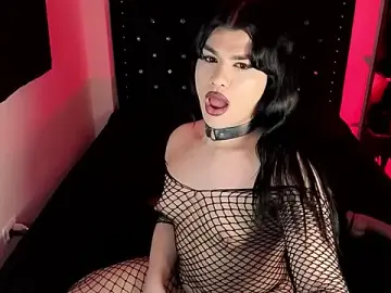 Stripchat Live Sex Cam of MiaTenebra