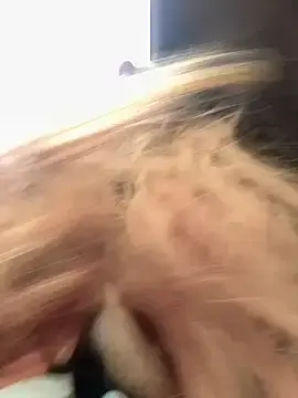 Stripchat Free Porn Cam of GoldenFlameGoddess