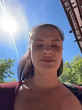 Stripchat Sex Chat of MiraReach