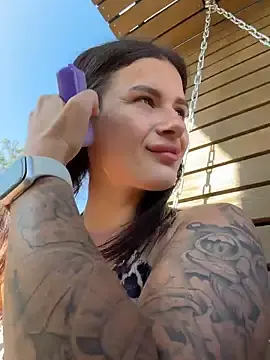 Stripchat Live Porn of MiraReach
