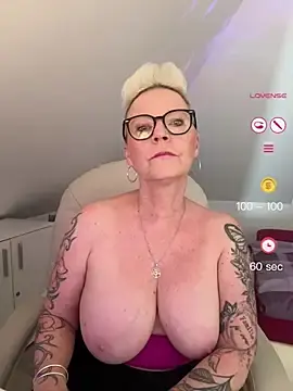 Stripchat Nude Webcam of German_Milf