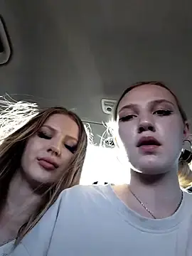 Stripchat Live Sex of caressyourself