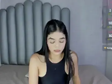 Stripchat Sex Cam of Luna__02