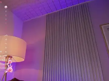 Stripchat Free Porn Cam of Yasminee_