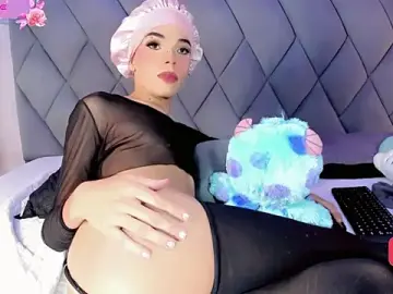 Stripchat Watch Live Sex Cams of Amira_Ember