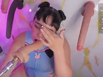 Stripchat Free Porn Cam of hinata_dolly