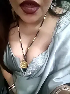 Stripchat Live Sex of Mayuri77