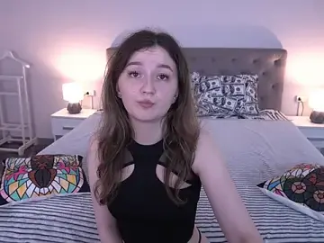 Stripchat Adult Webcams of CyrenaLuxe