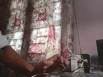 Stripchat Free Porn Cam of Raavan_King