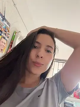Stripchat Free Porn Cam of LittleDoll___