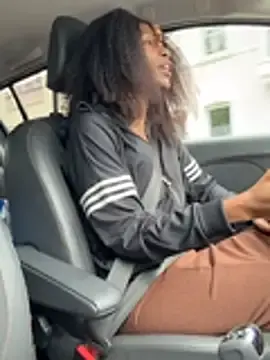 Stripchat Nude Webcam of ShantelSexyYoungMilfie