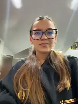 Stripchat Watch Live Sex Cams of _Nina_1